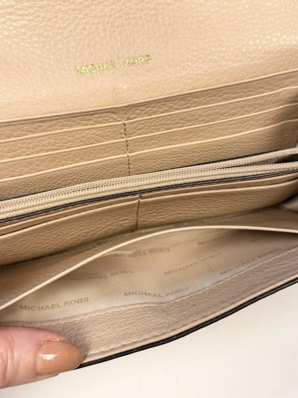 Michael Kors Fulton Carryall Wallet Tan Pebbled Leather